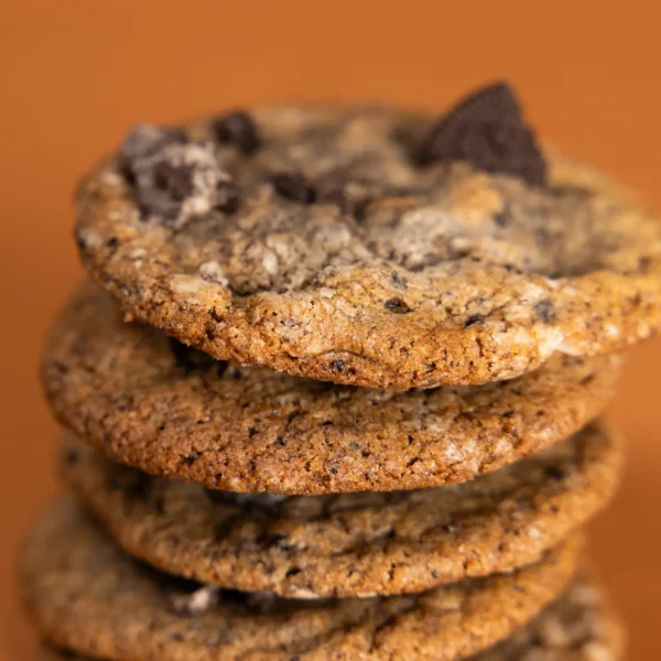 Soft and chewy homemade Cookies & Cream cookies